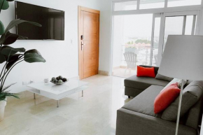 Luxe Living Spacious Retreat Torre Real Ii